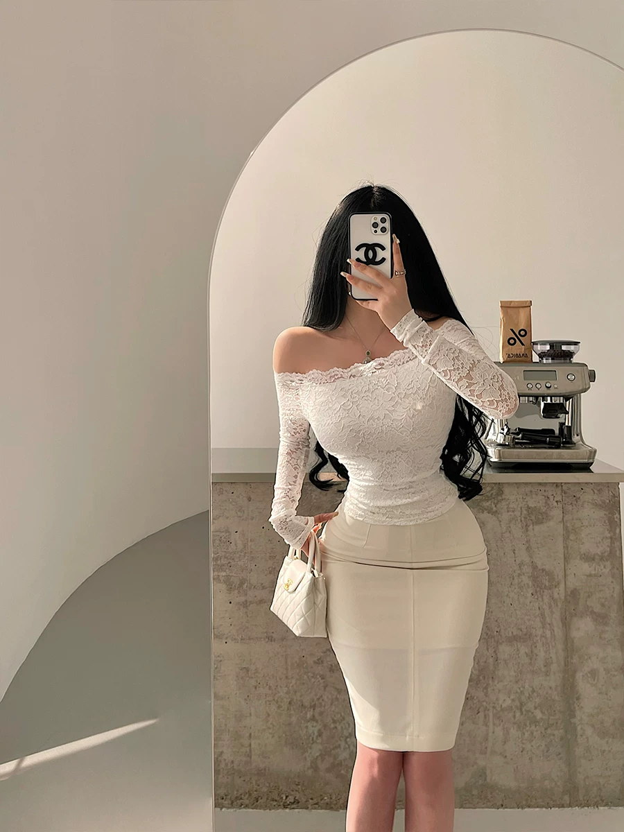 Áo ren xuyên thấu tay dài ôm sát một bên vai gợi cảm YoungGirlDay dành cho nữ.