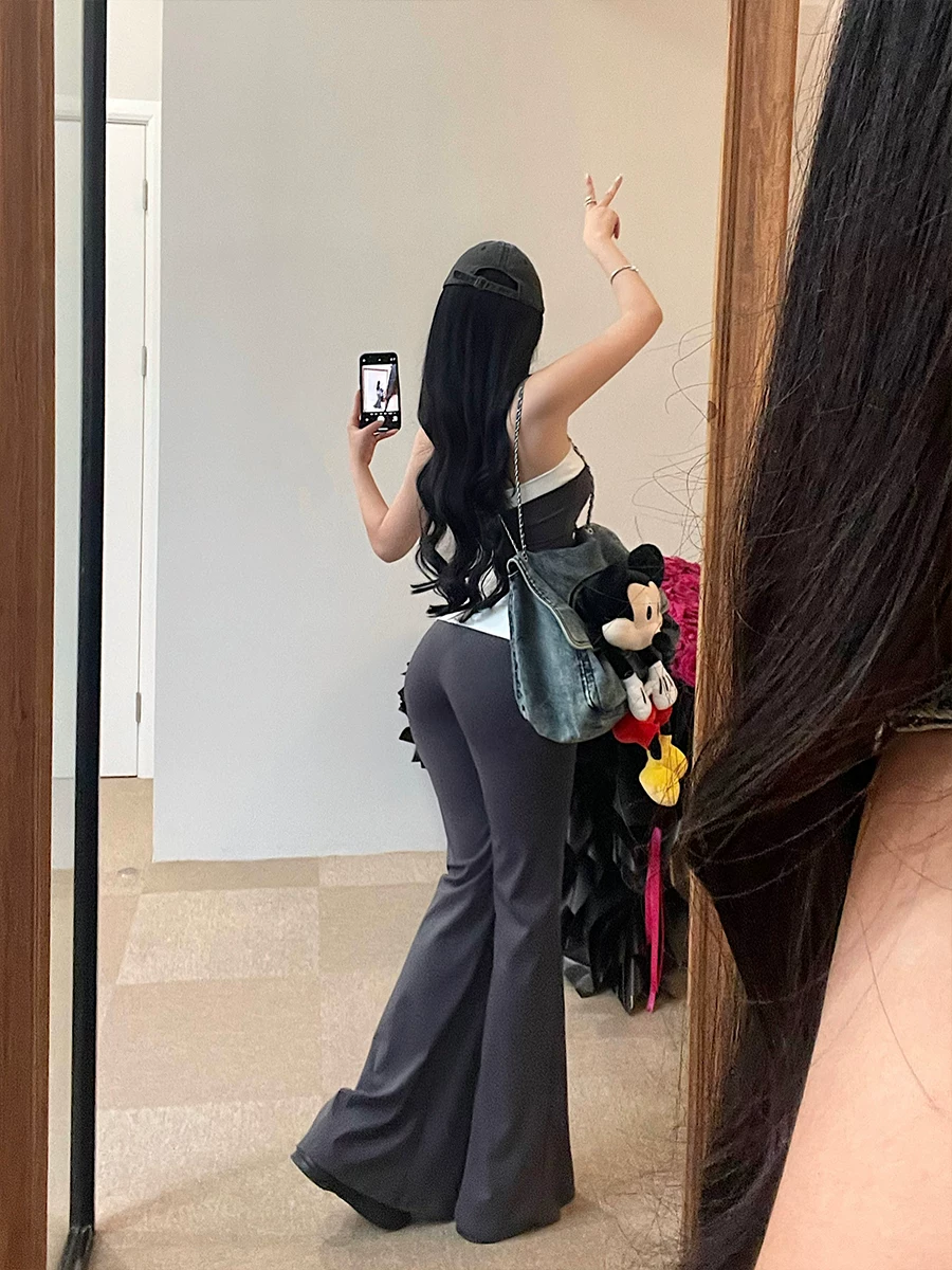YoungGirlDay gợi cảm, áo ống ngắn phối màu, quần ống loe cạp cao, quần dài chạm sàn, bộ đồ hợp thời trang