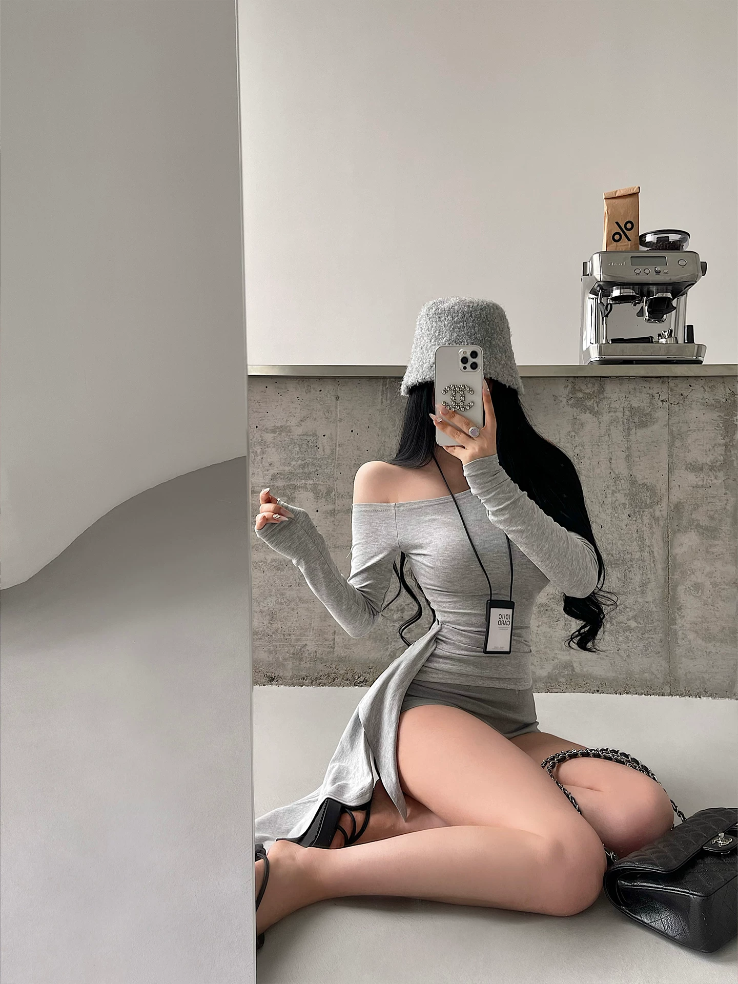 YoungGirlDay Pure Desire Gợi cảm lệch vai Slim Fit Ruched Eo bên hông có dây buộc Áo thun dài tay hàng đầu