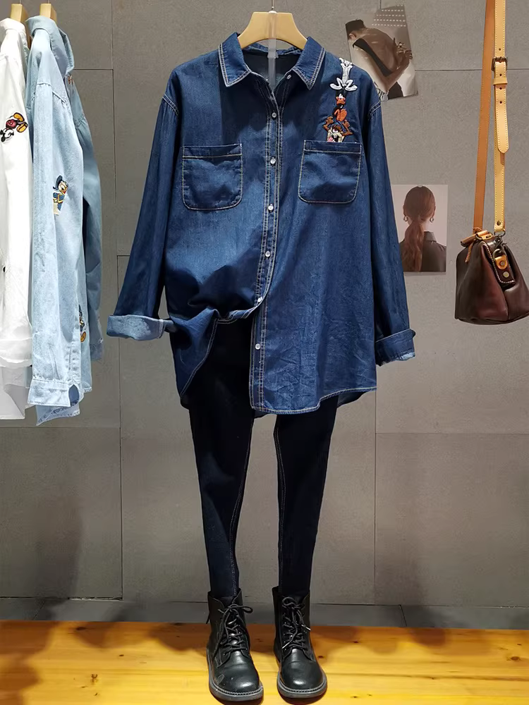 Áo khoác denim mỏng kiểu dáng cổ điển Hàn Quốc, đa năng, có ve áo, thêu họa tiết vui nhộn, chất liệu denim đã qua xử lý, giúp thon gọn dáng người, dành cho nữ, bộ sưu tập thu mới.