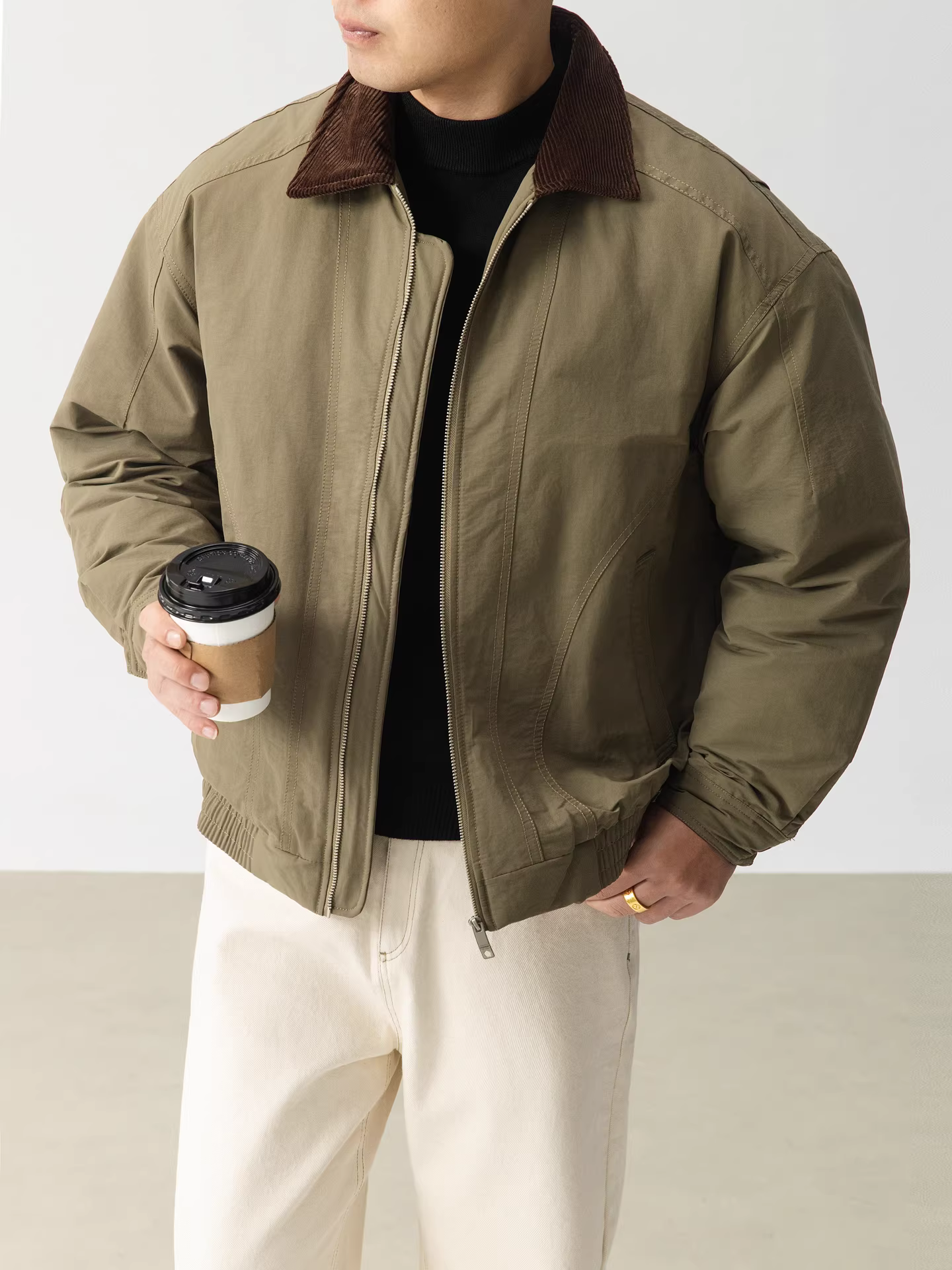 Áo khoác nam kiểu cổ điển Barn Old Money, chất liệu nhung tăm phối vải, dáng rộng, mùa đông 2025