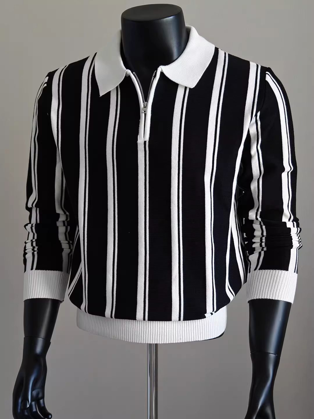 Áo len nam cổ trụ nửa khóa kéo, phối màu sọc, tay dài, thời trang thu đông mới, dáng rộng, chất liệu dệt kim đa năng.