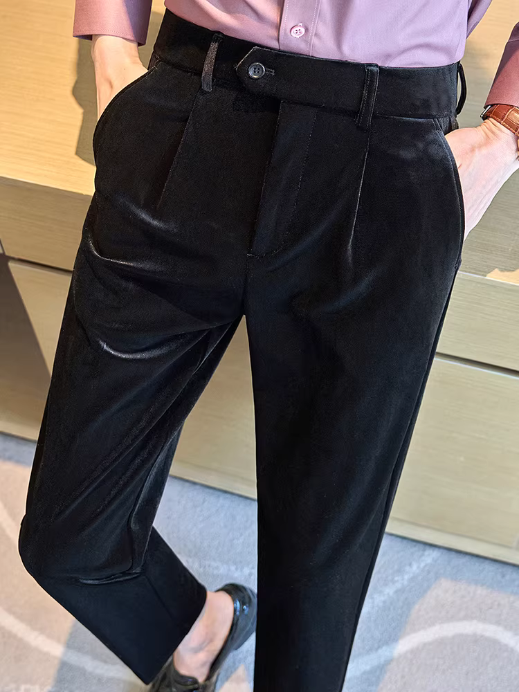 Quần âu nam mùa đông chất liệu nhung dày, lưng thun, phong cách công sở lịch lãm, đa năng, hợp thời trang, ôm dáng, thích hợp đi làm và đi làm.