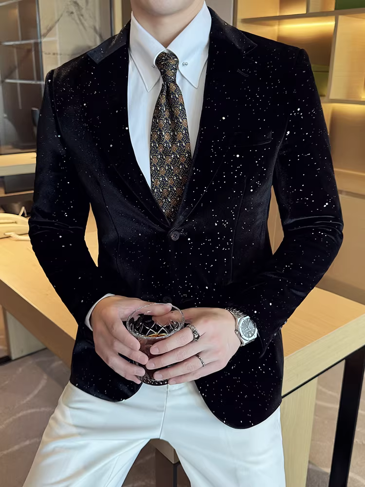 Áo vest nam chất liệu nhung tơ cao cấp, in vàng, kiểu dáng thời trang mới 2025, lịch lãm, ôm dáng, cao cấp, kiểu dáng hot trên mạng.