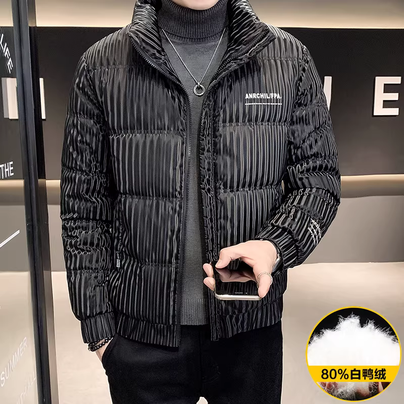 Áo khoác nam kẻ sọc, mùa đông 2025, kiểu dáng mới thời thượng, bán chạy, ngắn, ôm dáng, nhẹ