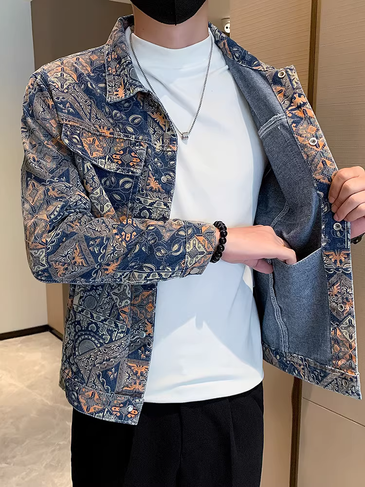 Áo khoác denim nam xuân 2025 thời trang mới, dáng ngắn, ôm body, in họa tiết cá tính, áo khoác cá tính