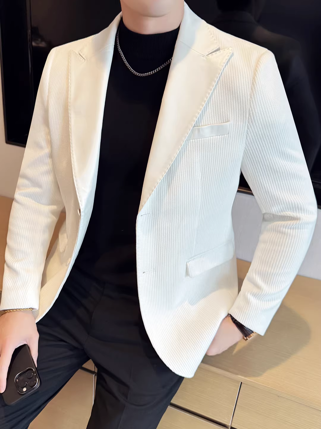 Áo vest nam kiểu Hàn Quốc ôm dáng, chất liệu chenille phối da, thời trang, phong cách thường ngày