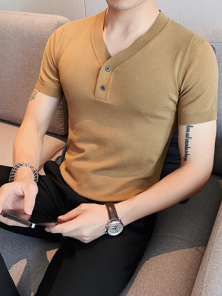 Áo thun lụa băng cổ chữ V dành cho nam, tay ngắn, kiểu dáng mỏng mùa hè, kiểu dáng ôm vừa vặn hợp thời trang, áo thun dệt kim cao cấp, thương hiệu thời trang giản dị của Anh, đa năng.