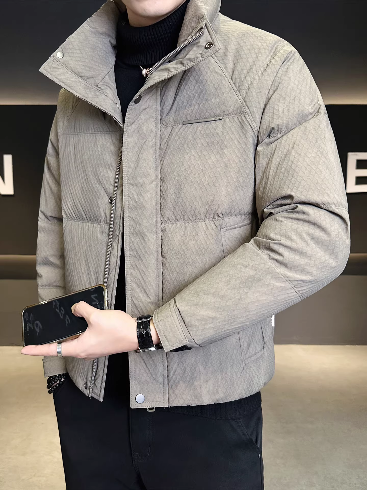 Áo khoác nam cổ đứng nhuộm chàm, mùa đông 2025, thời trang mới, kiểu dáng ôm body, đa năng, ngắn, chất lượng cao