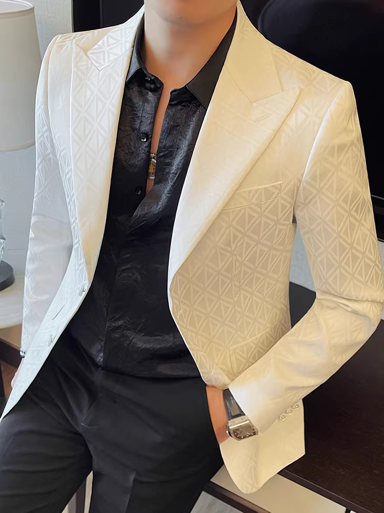 Áo blazer nam cao cấp in họa tiết, xu hướng thời trang thu đông 2025, dáng ôm, lịch lãm, kiểu vest công sở