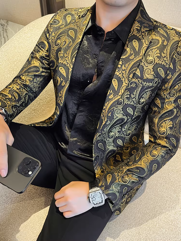 Áo blazer nam thời thượng và sành điệu cho mùa thu năm 2025, kiểu dáng thời trang, năng động, đa năng, lịch lãm và ôm dáng.