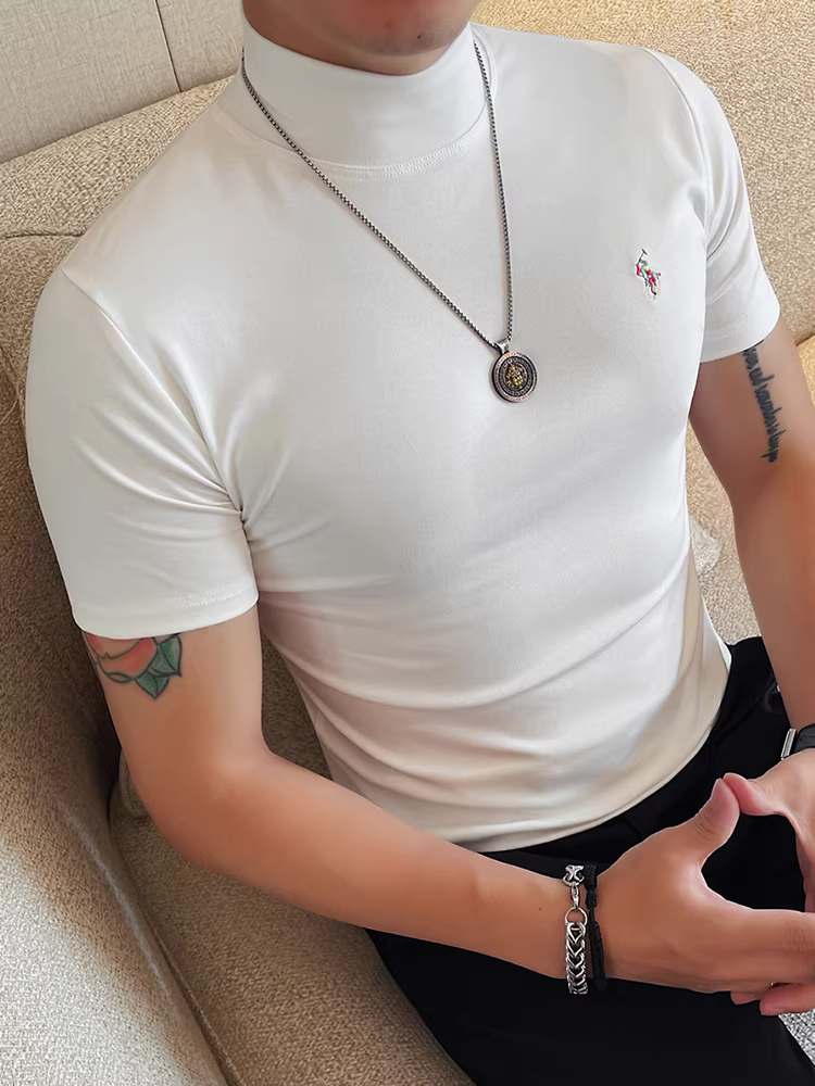 Áo thun nam cổ lọ nửa cao tay ngắn, kiểu mới thu đông 2025, thời trang cao cấp, ôm dáng, áo lót cổ trung.