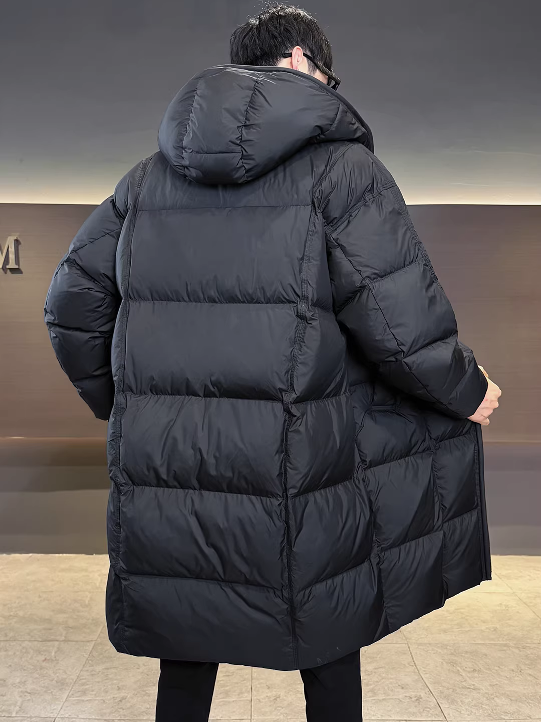 Áo khoác phao nam cao cấp 90% lông vũ, dáng dài trung bình, mẫu mới mùa đông 2025, độ dày cao, ấm áp và dày dặn