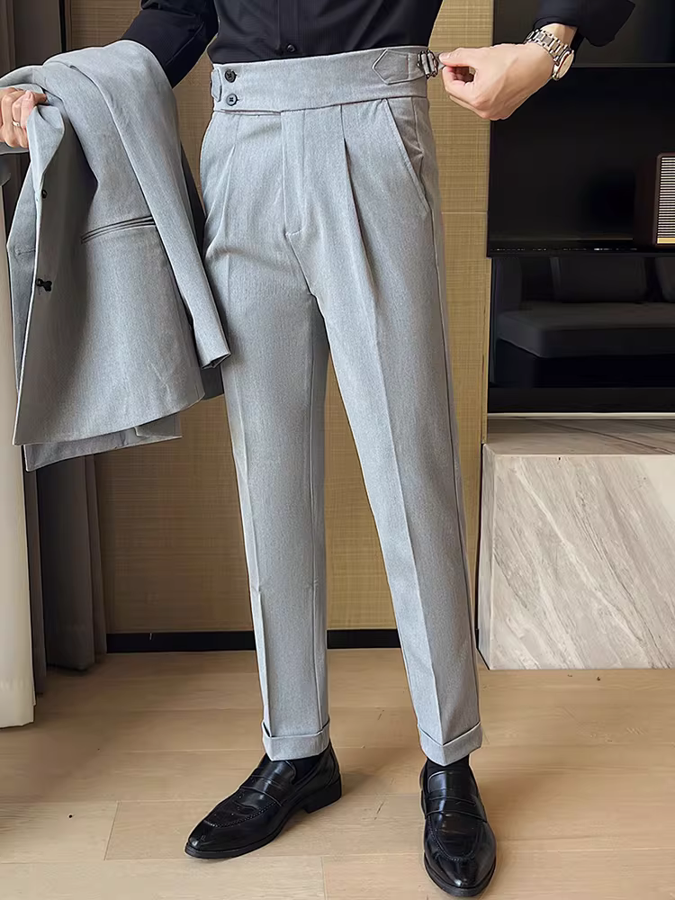 Quần âu nam Napoli ống đứng lưng cao, thời trang xuân hè 2025, kiểu dáng lịch lãm, thanh lịch, chất liệu mềm mại.