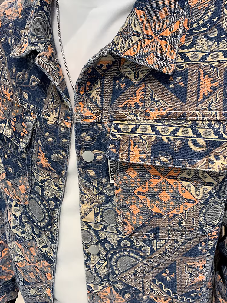 Áo khoác denim nam xuân 2025 thời trang mới, dáng ngắn, ôm body, in họa tiết cá tính, áo khoác cá tính