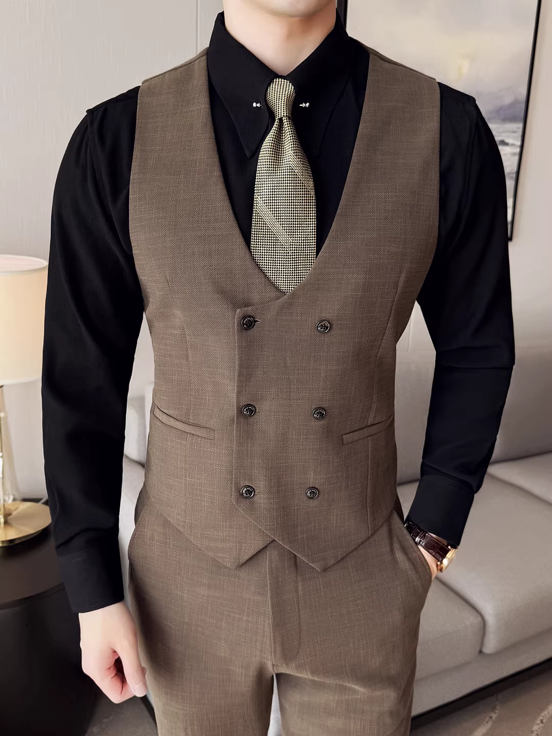 Bộ vest nam hai hàng khuy, họa tiết tre, dáng ôm, thời trang, hợp xu hướng, cao cấp, kiểu vest công sở.