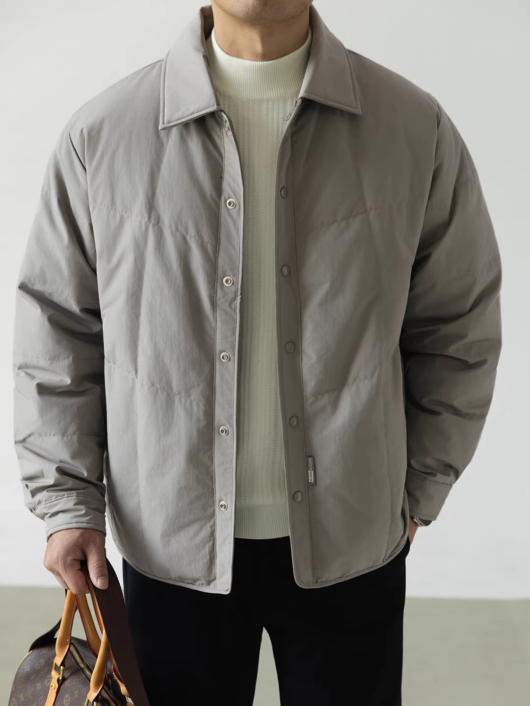 Áo khoác phao nhẹ tiêu chuẩn quốc gia 90% dành cho nam, mẫu mới mùa đông 2025, áo khoác ngắn nhẹ chất lượng cao, kiểu dáng thời trang, cổ áo lật.