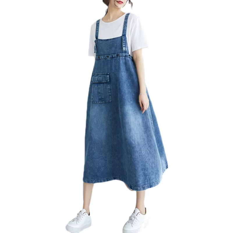 Váy yếm denim size lớn cho nữ, kiểu mới xuân/hè 2025, giúp trẻ trung, tôn dáng, dài ngang đùi, dáng rộng.