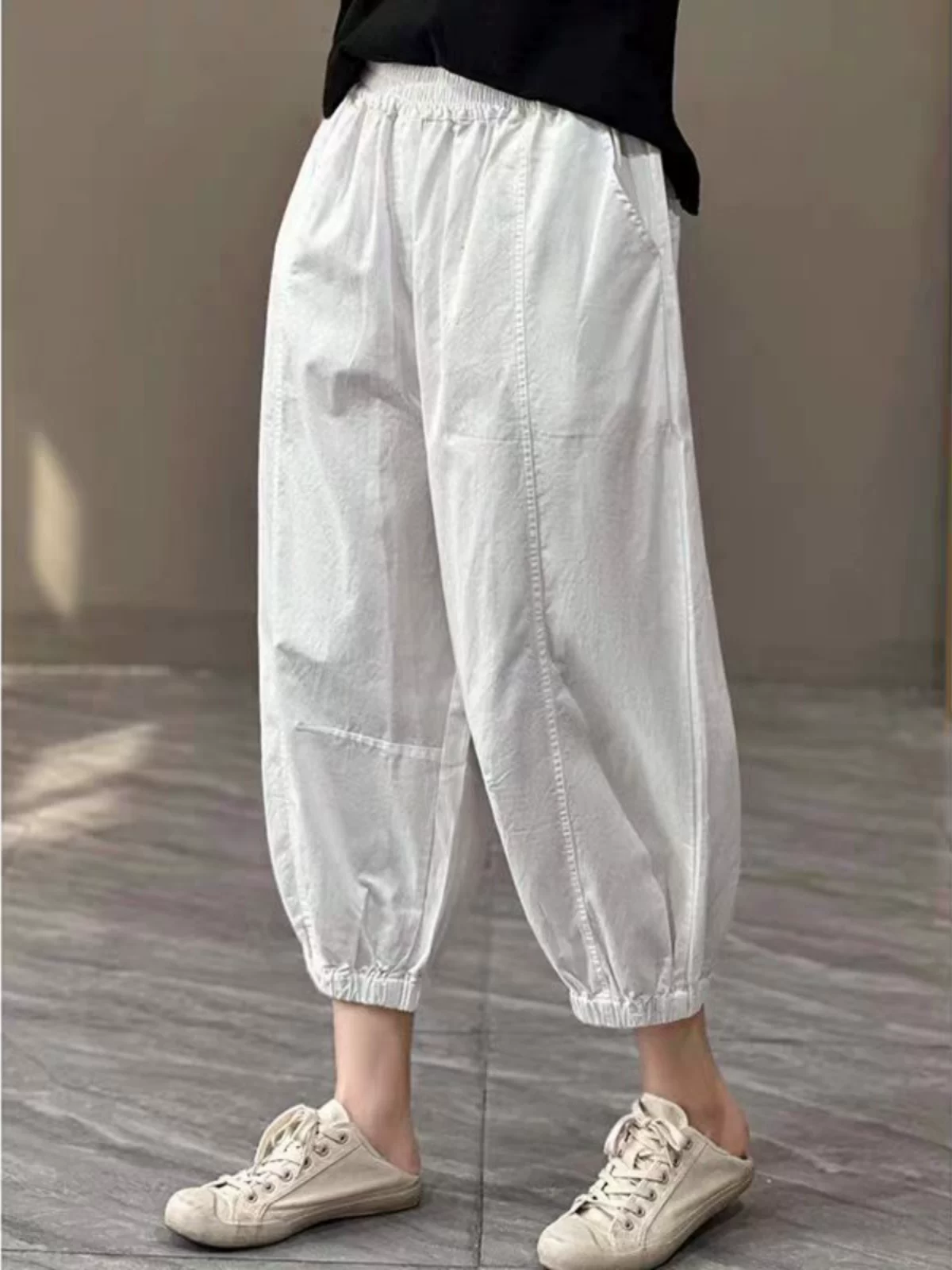 Quần jogger cotton và lanh phong cách cổ điển dành cho nữ, quần harem rộng rãi phối màu trơn mùa hè, quần ống rộng dáng đèn lồng.