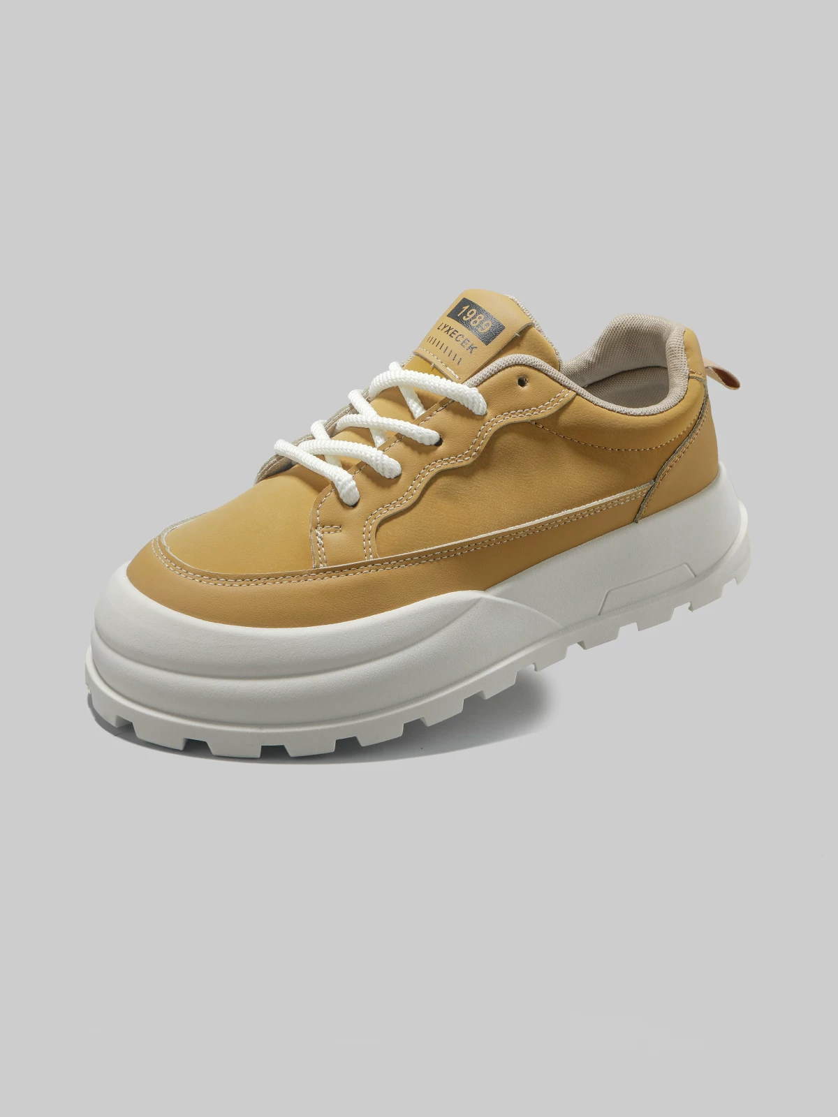 Giày nam Dongjia Qshoes mùa thu 2025 mới, đế dày tăng chiều cao, giày thể thao thường ngày thời trang đa năng, mũi giày rộng