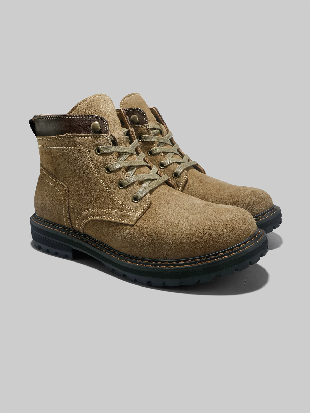 Dongjia Qshoes xuất khẩu giày bảo hộ lao động nam, kiểu dáng mùa thu mới, giày bốt Martin da lộn cao cổ phong cách retro Mỹ.