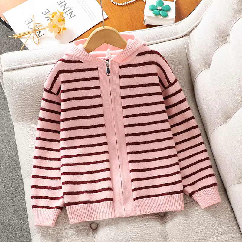 Áo len bé gái thu đông 2025 kiểu mới áo khoác cardigan sọc có mũ cho bé gái áo len dệt kim dài tay xuân thu trẻ em