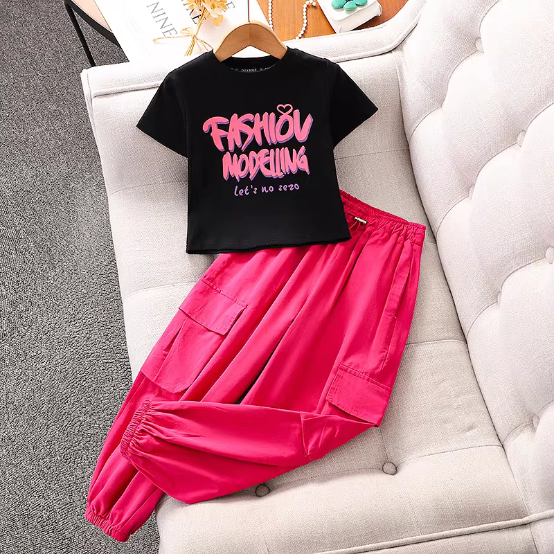 Quần áo mùa hè cho bé gái, kiểu dáng mới năm 2025, áo thun ngắn tay, mỏng, kiểu dáng năng động, áo thun bé gái cạp cao tay lửng mùa hè