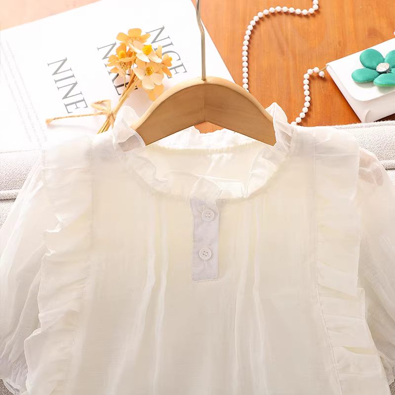 Áo thun bé gái kiểu Hàn Quốc mùa hè 2025, tay ngắn, chất liệu mỏng, kiểu dáng trẻ trung, năng động