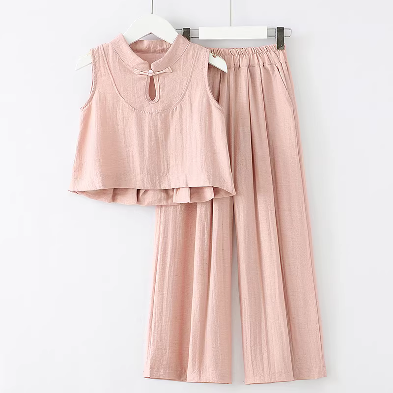 Bộ trang phục mùa hè kiểu Trung Quốc mới năm 2025 dành cho bé gái, mẫu mới, váy không tay mùa hè với quần ống rộng xếp ly dành cho bé gái lớn hơn