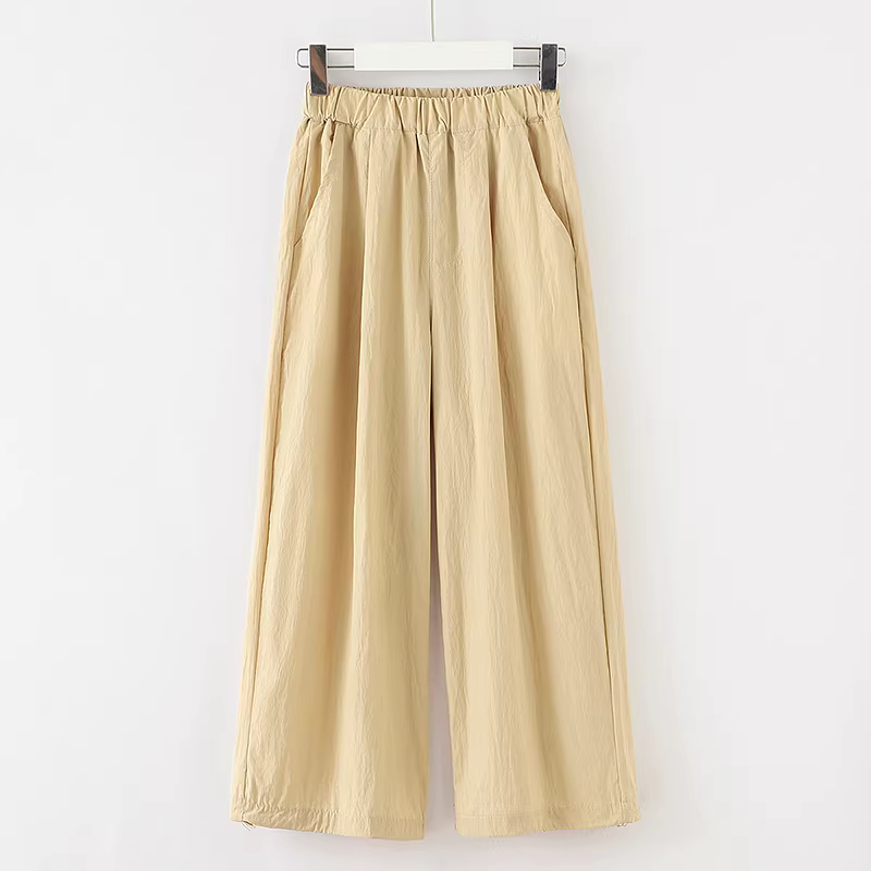 Bộ đồ hè 2025 kiểu mới cho bé gái, áo ba lỗ ngắn tay, quần Yamamoto, áo thun hè ba món