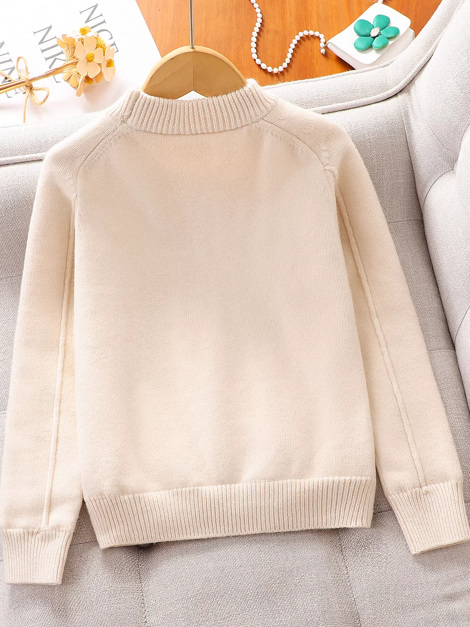 Áo len nỉ giữ ấm mùa đông kiểu Hàn Quốc dày dặn cho bé gái, mẫu mới thu đông 2025