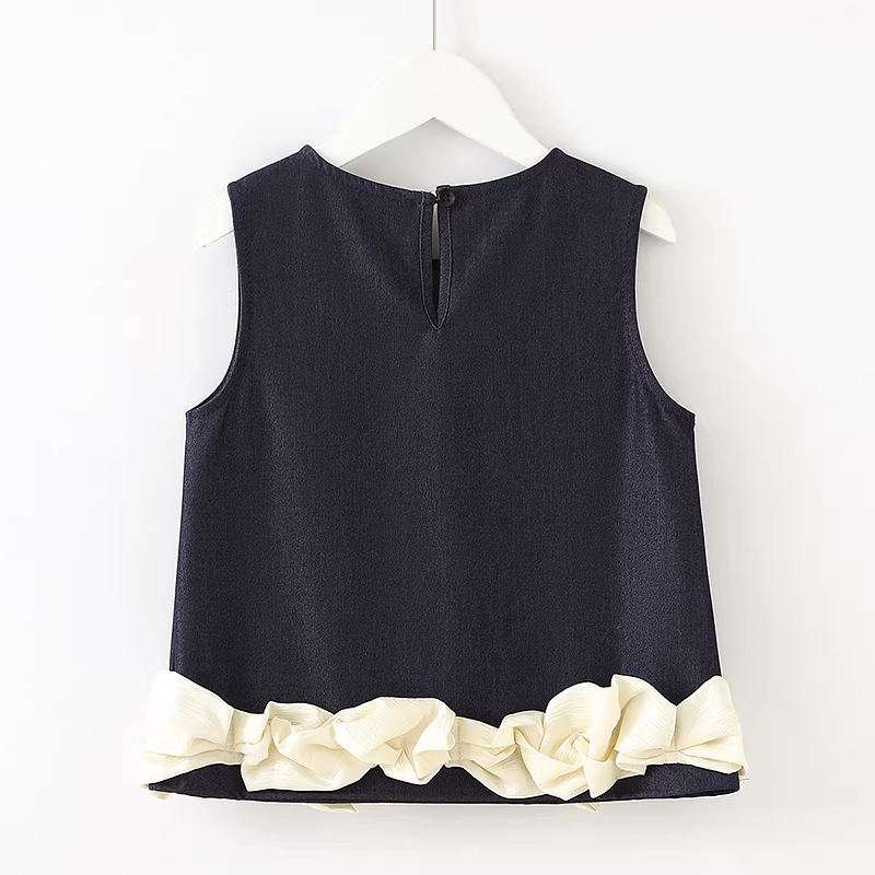 Bộ đồ nữ bé gái hè 2025 kiểu mới, áo vest không tay quần ống rộng, bộ hai mảnh denim trẻ em mùa hè phong cách thường ngày