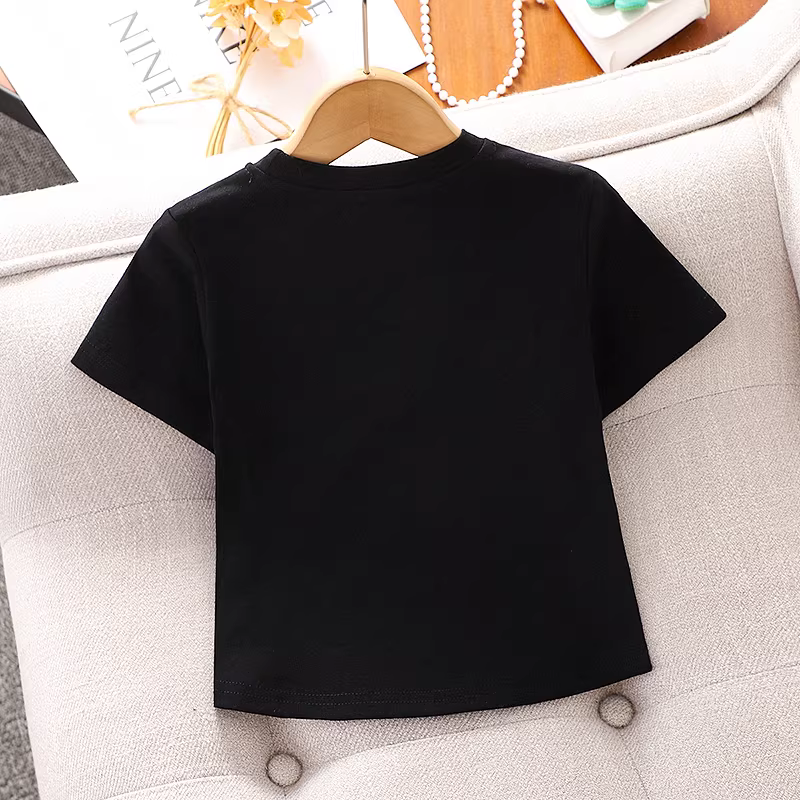Quần áo mùa hè cho bé gái, kiểu dáng mới năm 2025, áo thun ngắn tay, mỏng, kiểu dáng năng động, áo thun bé gái cạp cao tay lửng mùa hè