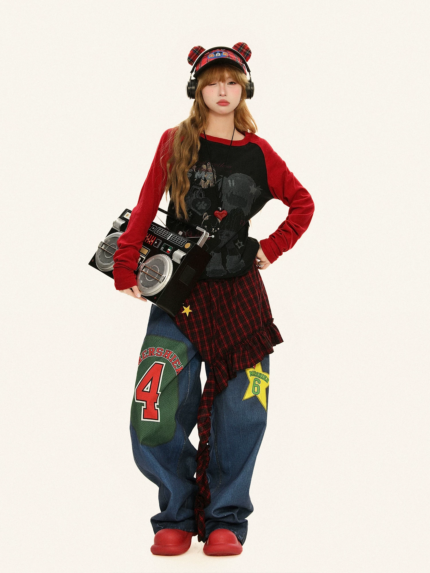 Áo thun dài tay Bulu Biscuit American Retro Cartoon Color-Block Raglan dành cho nữ, Slim Fit, Áo sơ mi cơ bản Y2K cho mùa thu.