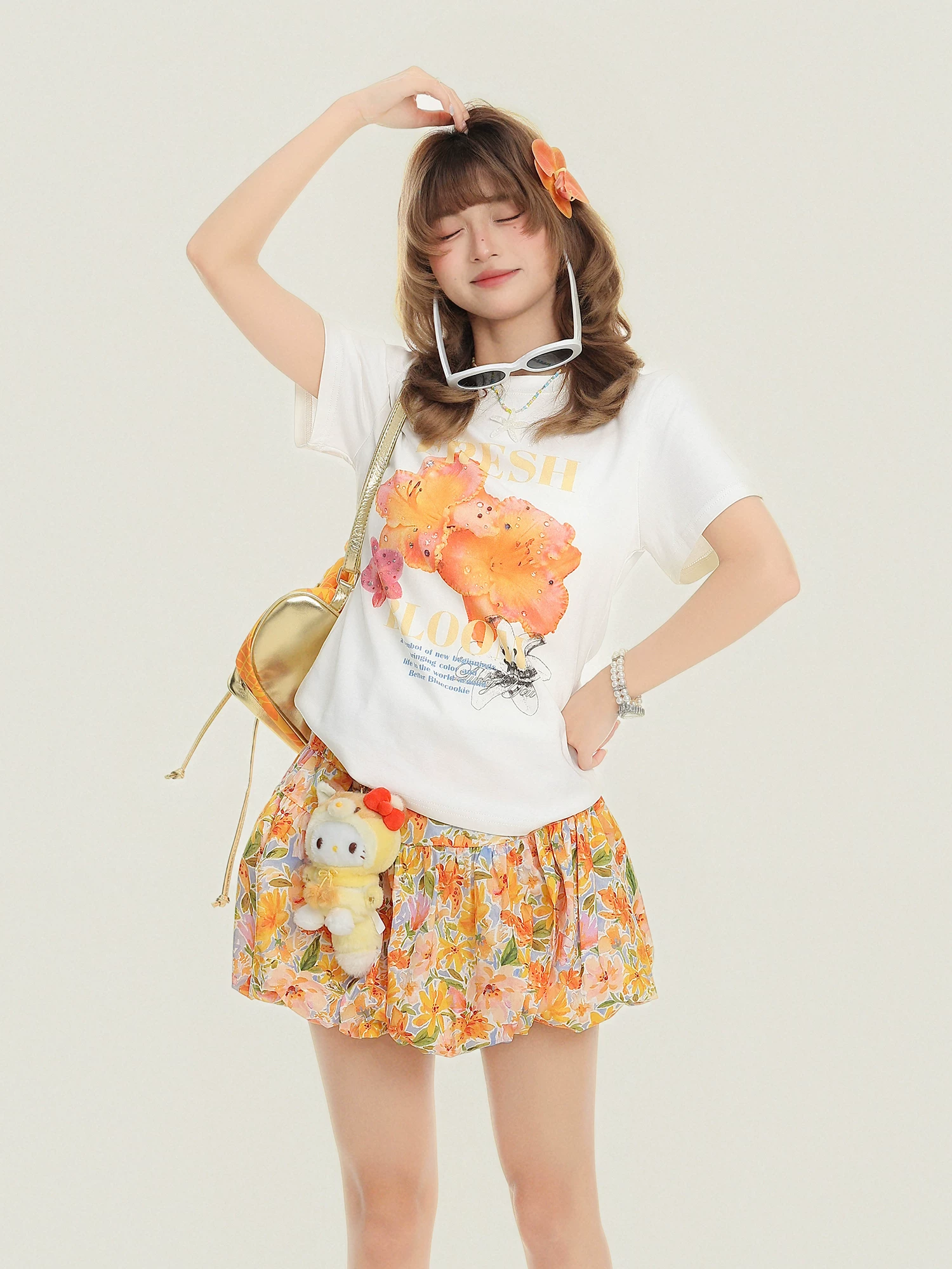 Áo thun ngắn tay in hình Bulu Biscuit Sweet Summer Vibes dành cho nữ, dáng rộng, áo thun thon gọn cho mùa hè.
