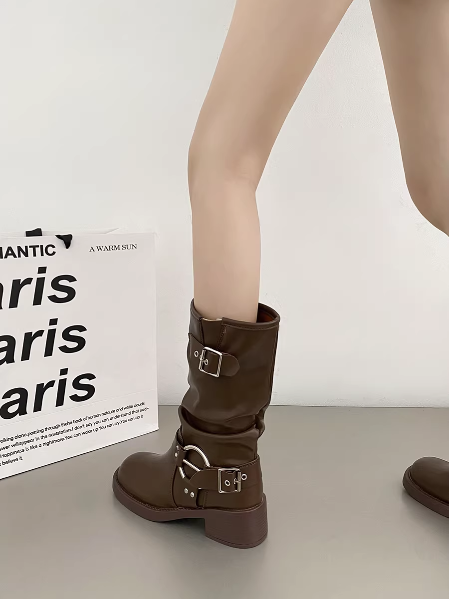 Giày cao bồi nữ kiểu Pháp phổ biến, đế dày màu nâu, mùa thu đông 2025, gót dày, kiểu cổ điển, tôn dáng, kiểu Martin