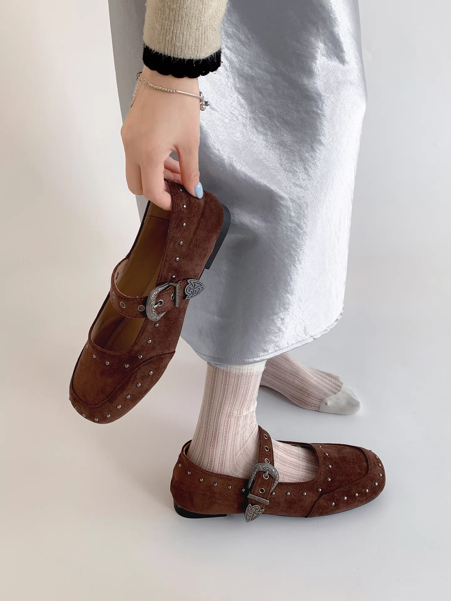 Giày bệt cổ thấp Nanzai Nanguan màu đen cổ điển dành cho nữ, kiểu thu mới 2025, phối chân váy, đế mềm, kiểu Mary Jane