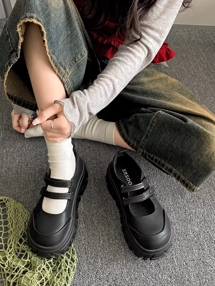 Giày Mary Jane đế dày kiểu Pháp cổ điển màu bạc dành cho nữ, mẫu mới mùa thu 2025, đa năng, tăng chiều cao.