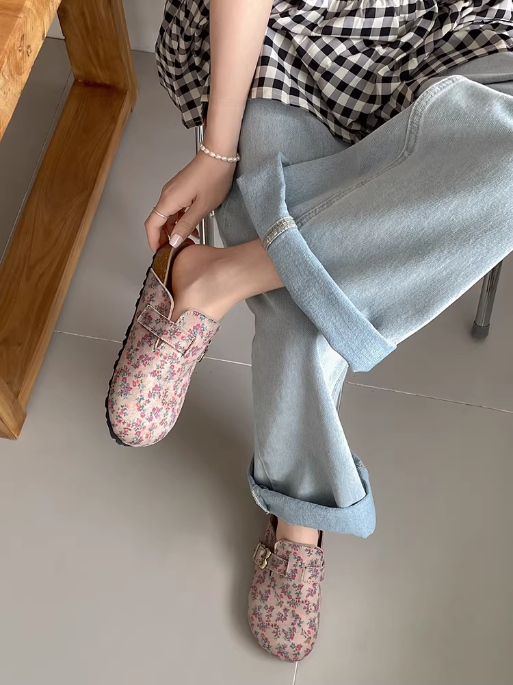 Dép kiểu cổ tích retro đế bằng dành cho nữ, trang phục mùa thu, kiểu mới 2025, thích hợp phối cùng váy, giày Birkenstock nửa đế.