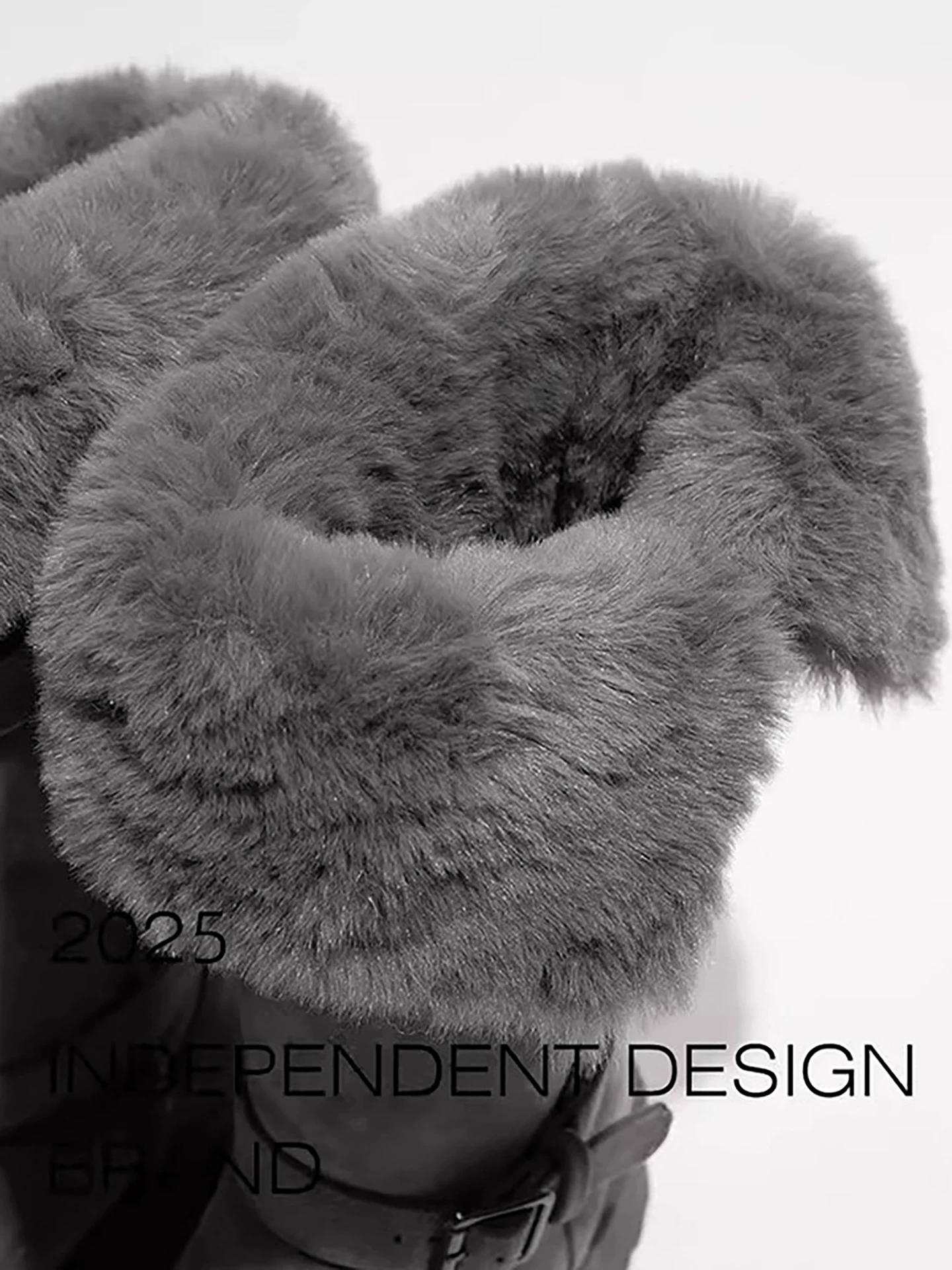 Giày bốt tuyết đế dày màu xám ấm dành cho nữ, kiểu dáng mùa đông mới 2025, lót lông cừu và dày dặn, kiểu bốt và giày bông cao đến giữa bắp chân.