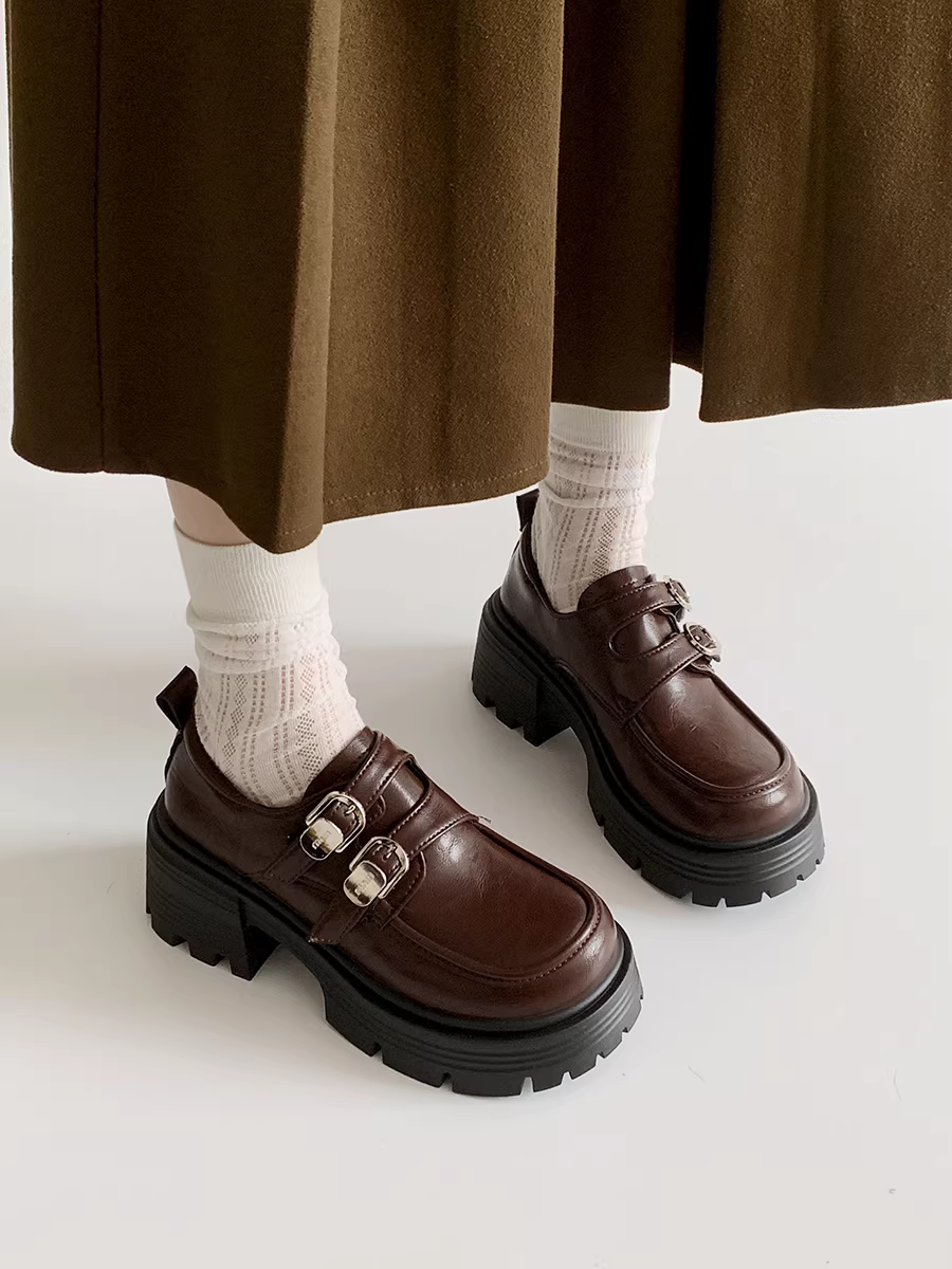 Giày da đế dày kiểu Anh cổ điển màu đen dành cho nữ Thu Đông 2025, kiểu dáng Pháp, tăng chiều cao