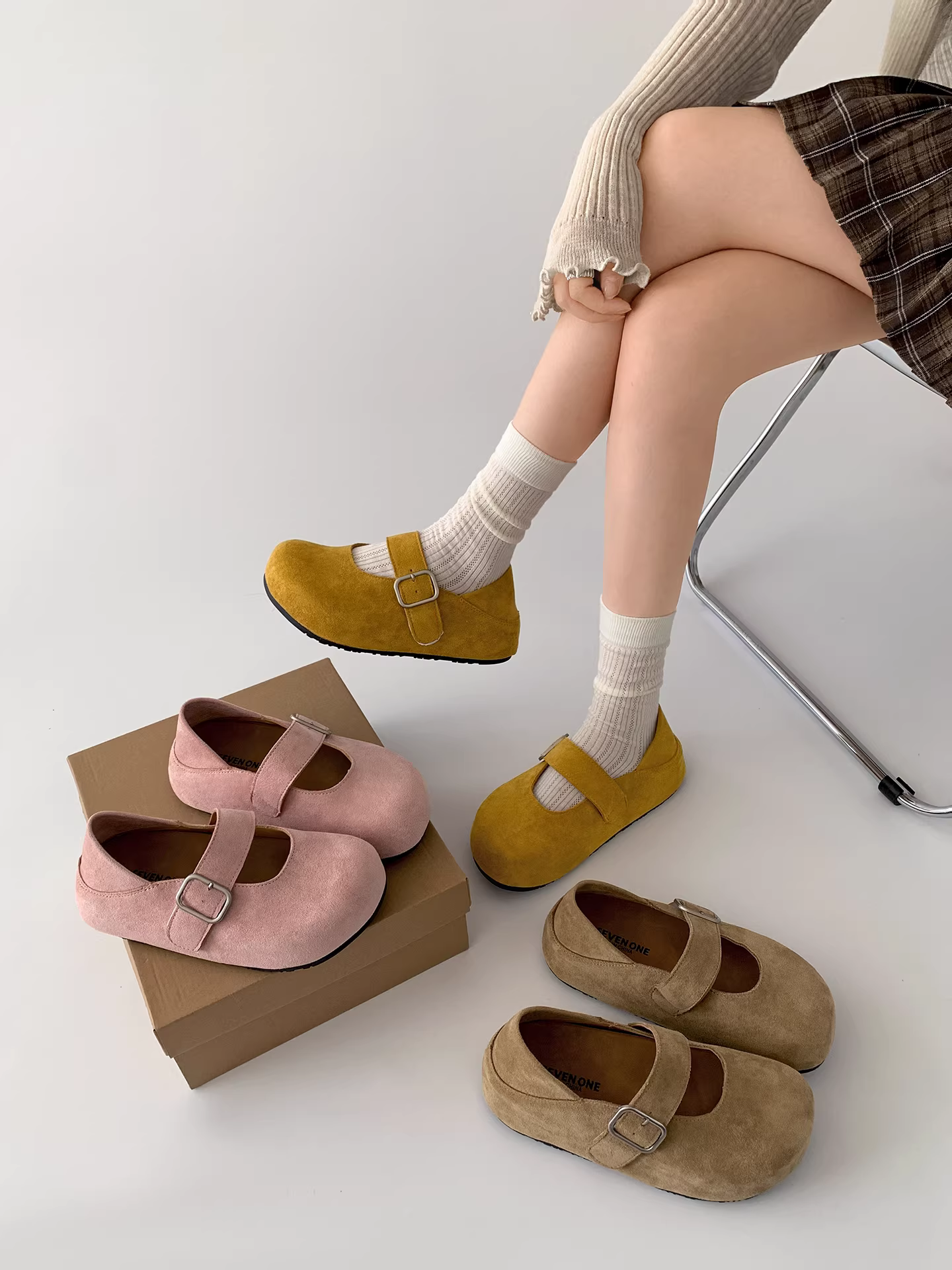 Giày Mary Jane đế dày kiểu Pháp cổ điển dành cho nữ, mẫu mới thu đông 2025, màu vàng, tăng chiều cao, đa năng, kiểu Birkenstock hai chiều