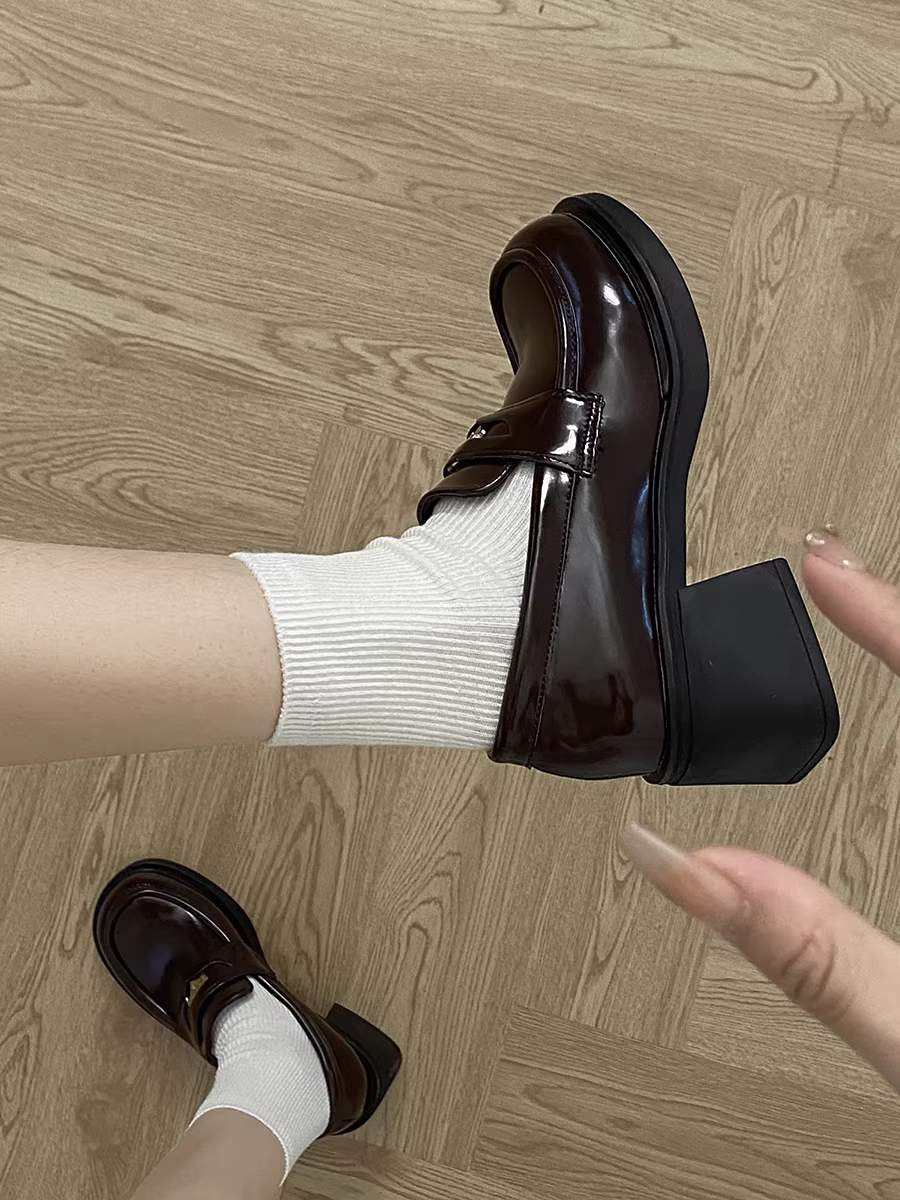 Giày lười kiểu Pháp Nanzai Nanfang dành cho nữ 2025, mẫu mới mùa thu, màu nâu, kiểu Mary Jane, gót cao chunky, giày da nhỏ kiểu Anh.