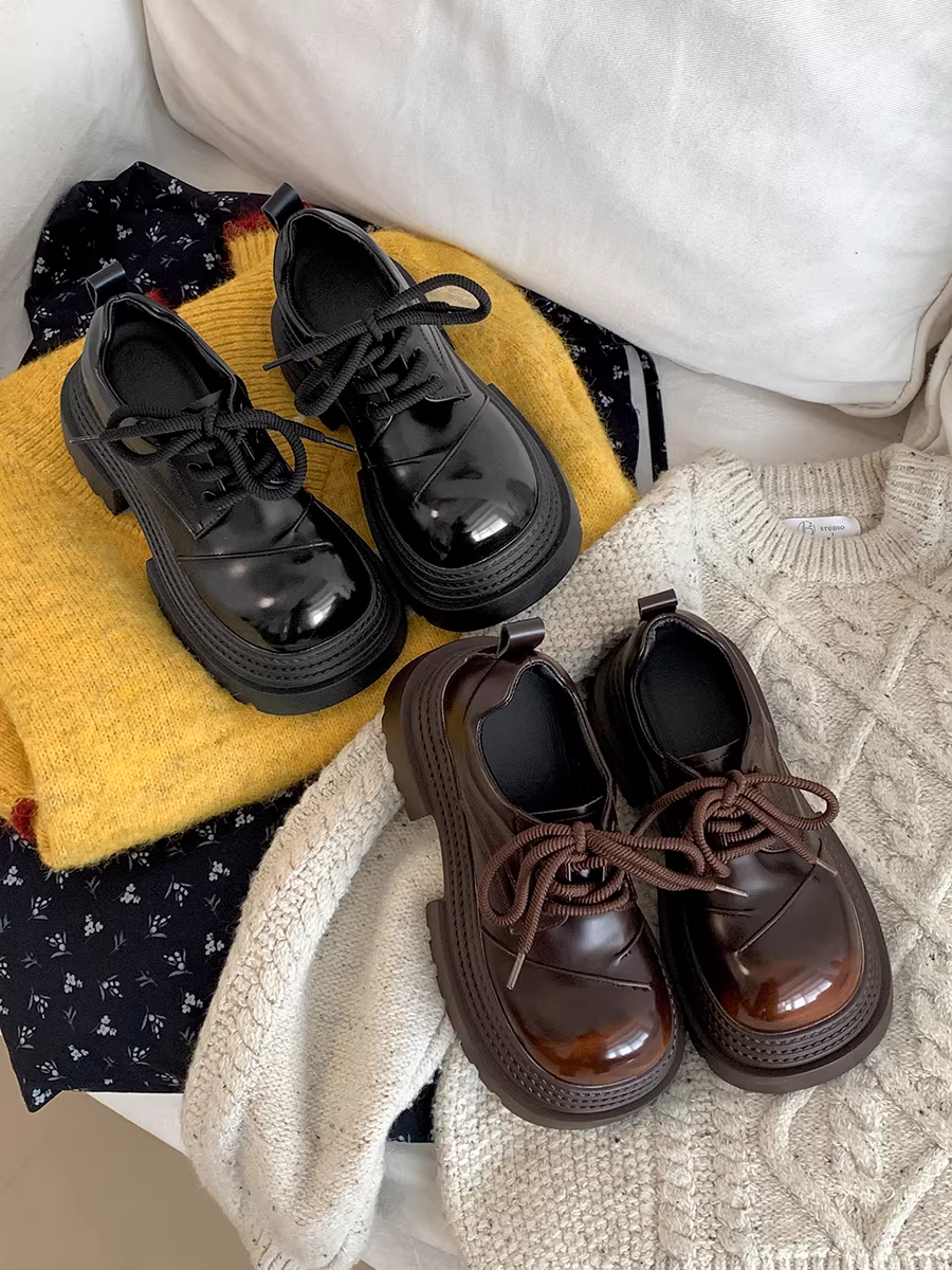 Giày da đế dày kiểu Anh cổ điển dành cho nữ, mẫu thu đông 2025 mới, phối cùng chân váy, giày Mary Jane.