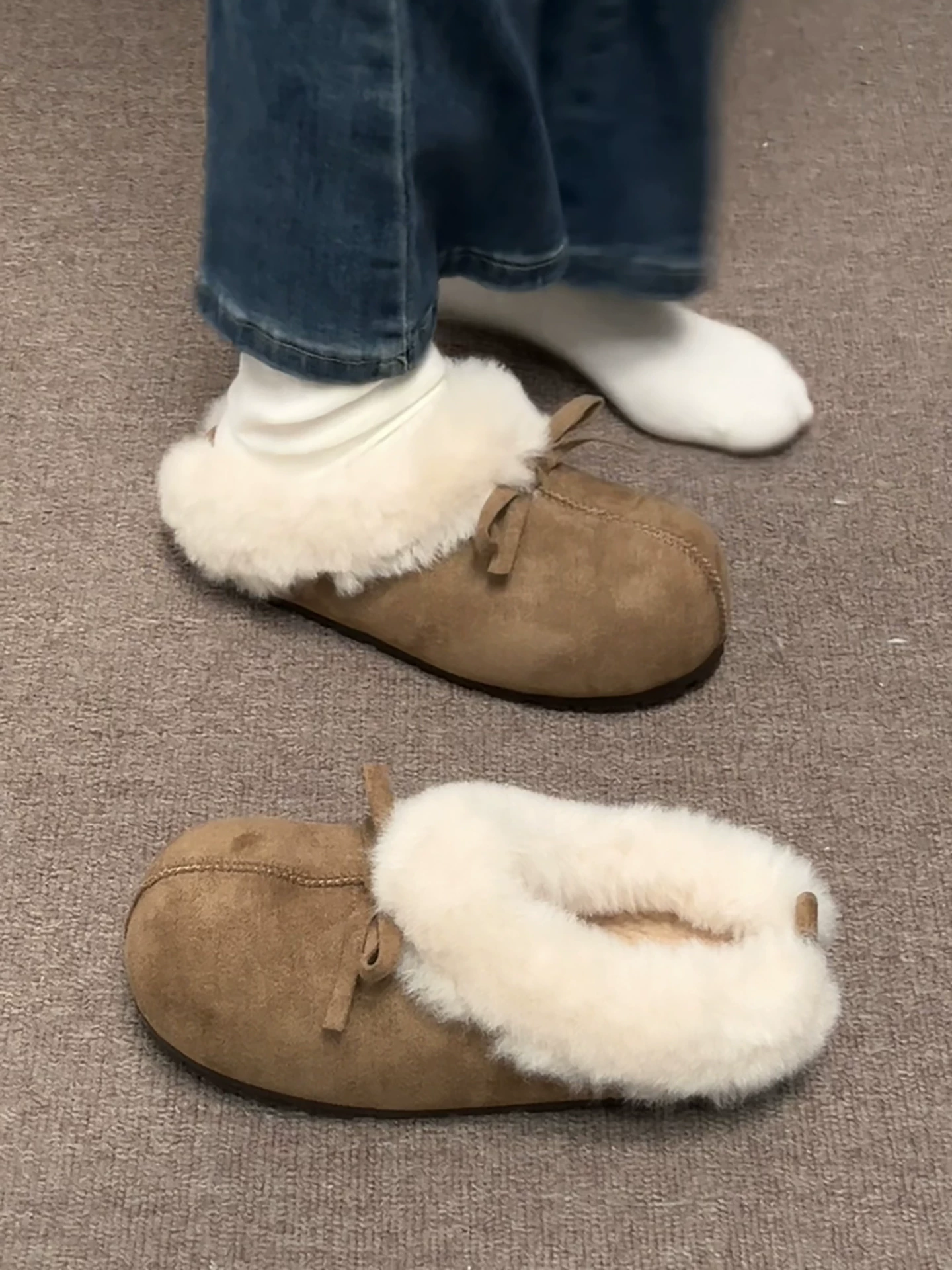 Giày Birkenstock đế dày nhung màu kaki cổ điển dành cho nữ, mẫu mới mùa đông 2025, giữ ấm, chống trơn, chất liệu len cotton