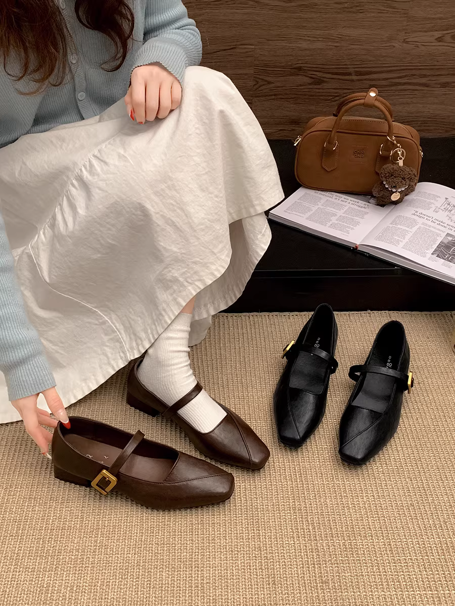 Giày da cao gót chunky kiểu Pháp cổ điển dành cho nữ, giày mũi vuông mùa thu mới 2025 phối chân váy, giày Mary Jane.
