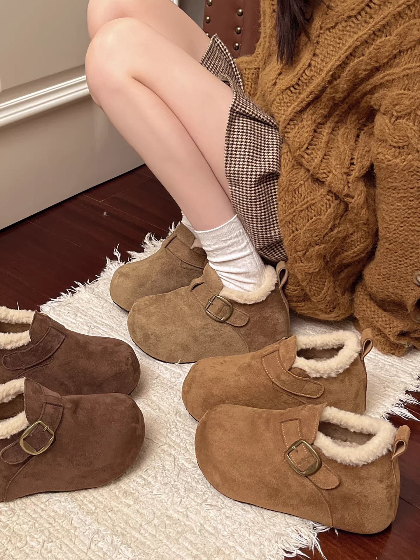 Giày bông tuyết đế dày kiểu Pháp màu nâu cổ điển dành cho nữ mùa đông 2025 kiểu mới, giữ ấm, lót lông cừu, dày dặn, kiểu Birkenstock