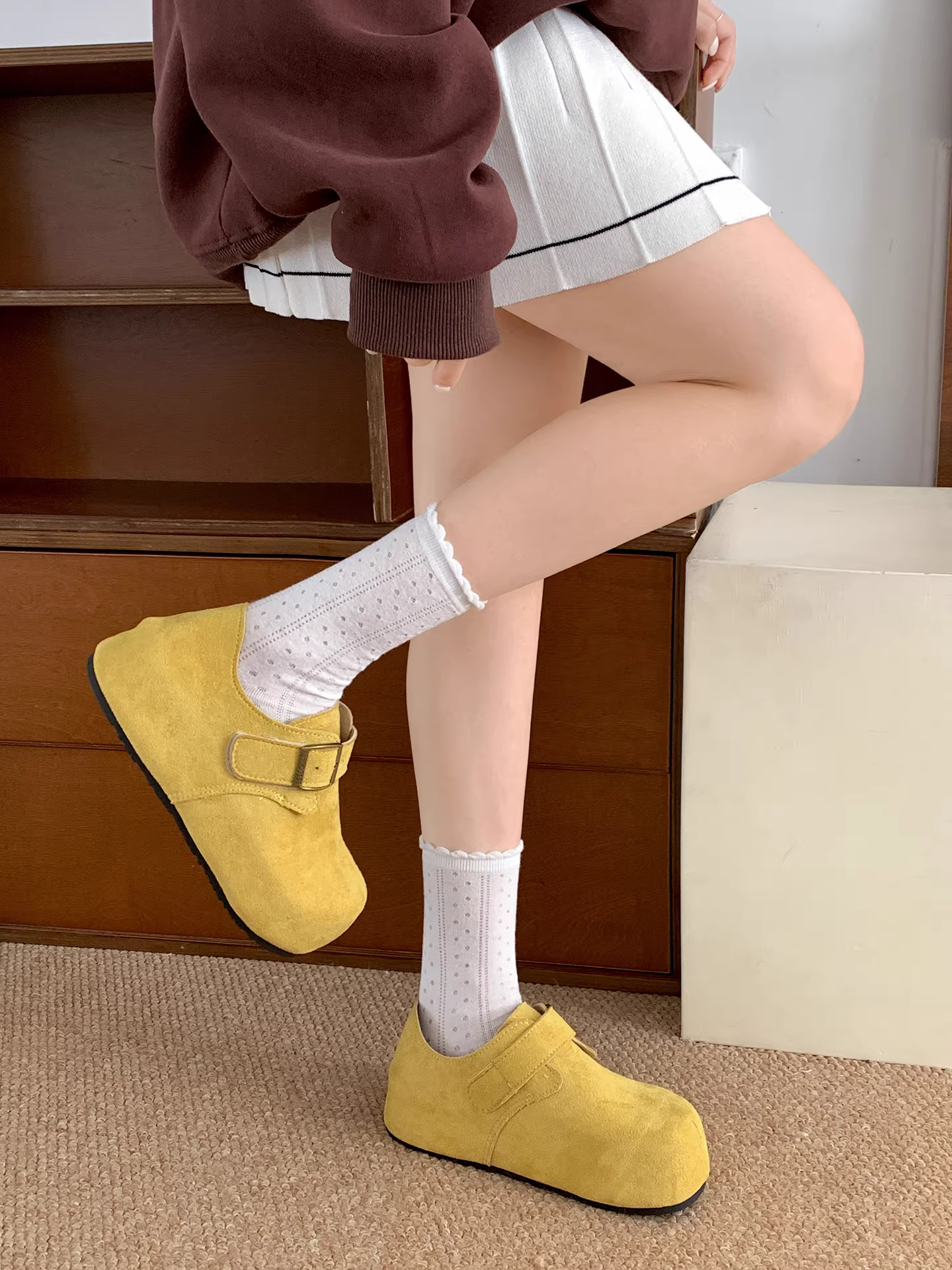 Giày Birkenstock đế xuồng retro màu kaki dành cho nữ, mẫu mới thu 2025, đa năng, đế mềm, kiểu dáng sâu, dễ phối với chân váy