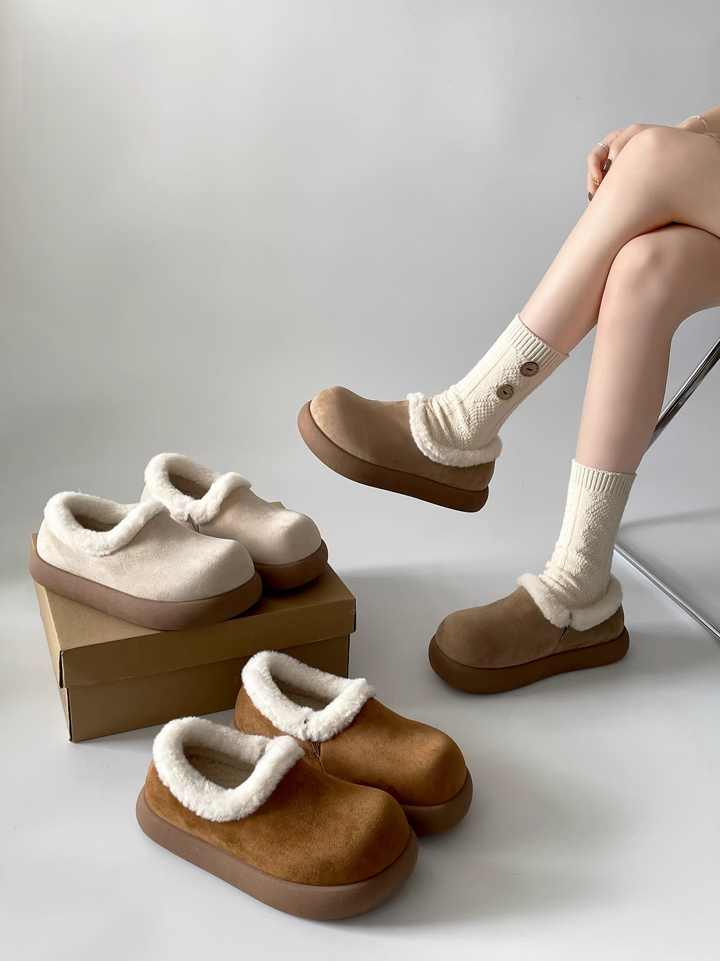 Giày Birkenstock cổ điển dày dặn, lót lông, ôm trọn chân dành cho nữ, mẫu mới mùa đông 2025, tăng chiều cao, giữ ấm, lót lông mềm mại.