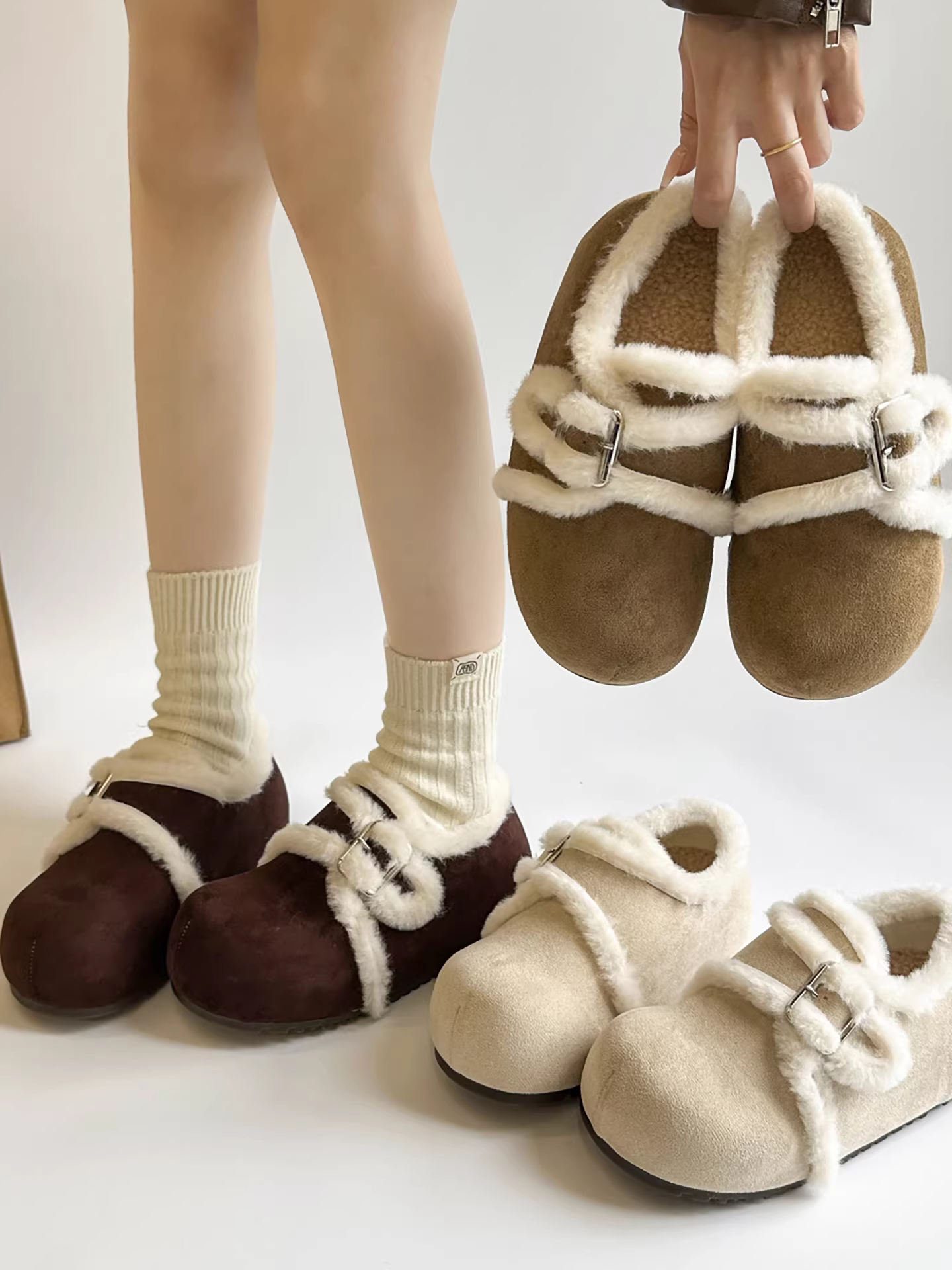 Giày bông tuyết đế dày lót lông cừu kiểu cổ điển màu trắng dành cho nữ, kiểu mới mùa đông 2025, ấm áp và dày dặn kiểu Birkenstock.